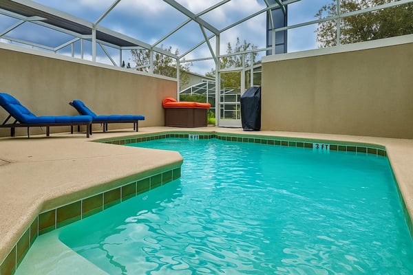 Resort-style private pool at an Orlando vacation home